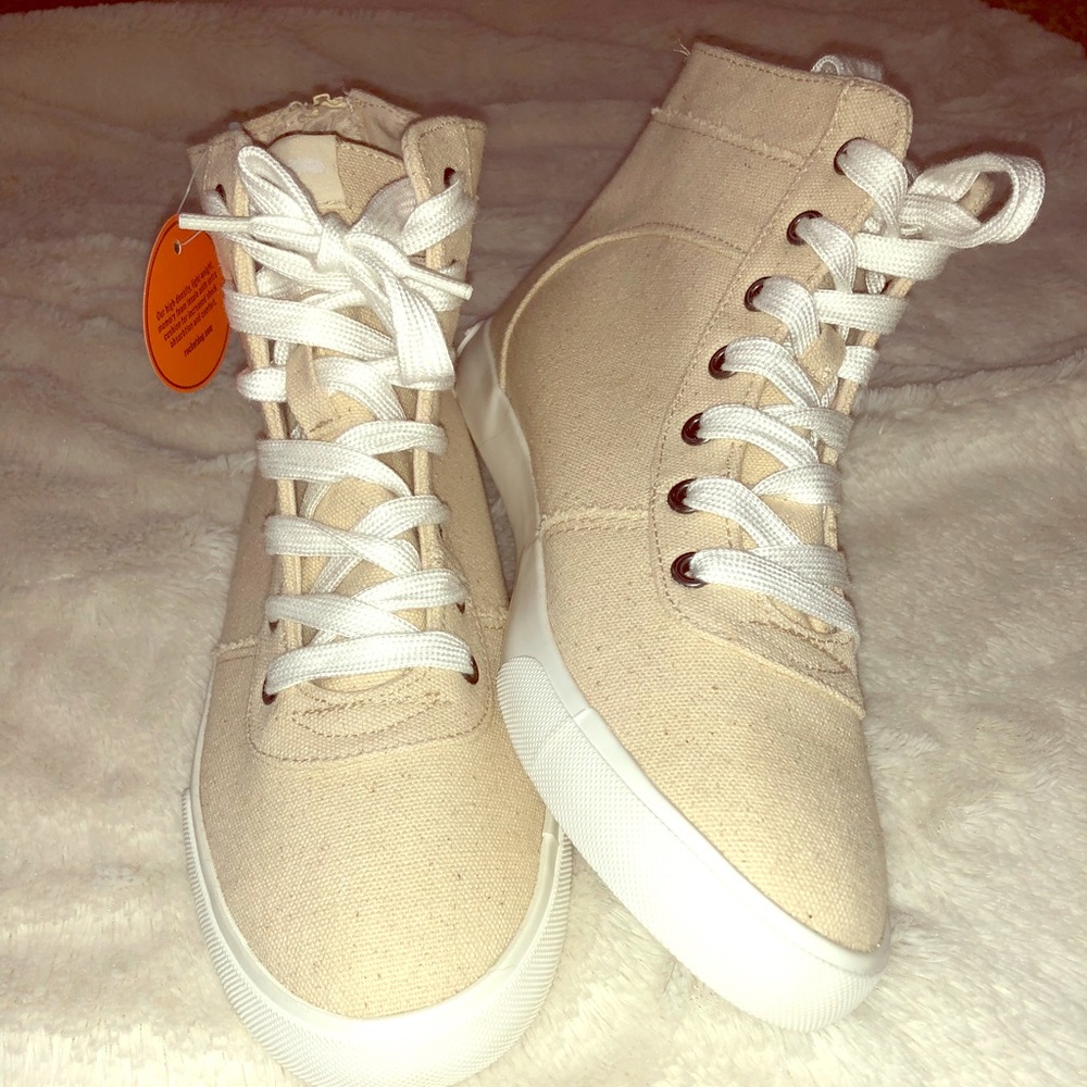 Women’s rocket dog high-top canvas sneaker shoes